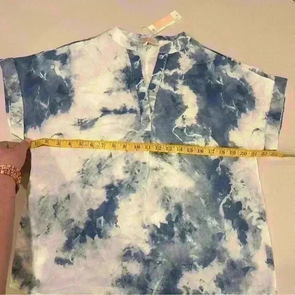 C+D+M blue and White Blouse Size Small - Picture 4 of 4